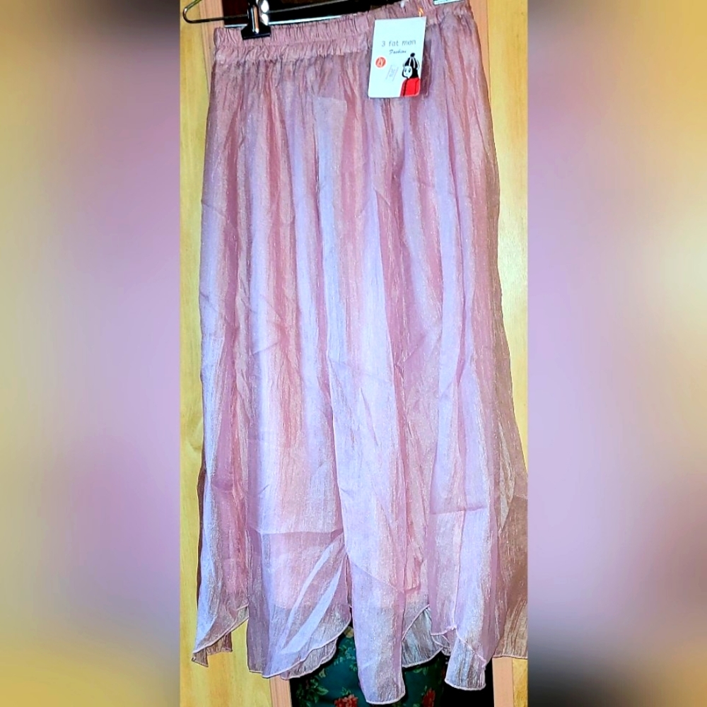 Brand new with tags flowy wispy fairy skirt by 3 FAT MEN size M